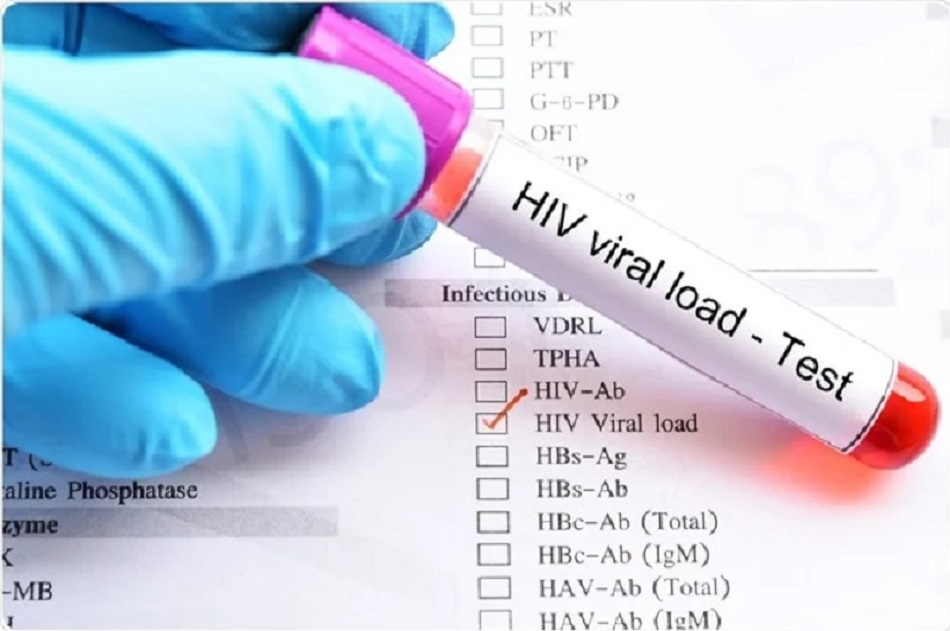 Point‐of‐care viral load tests to detect high HIV viral load in people ...